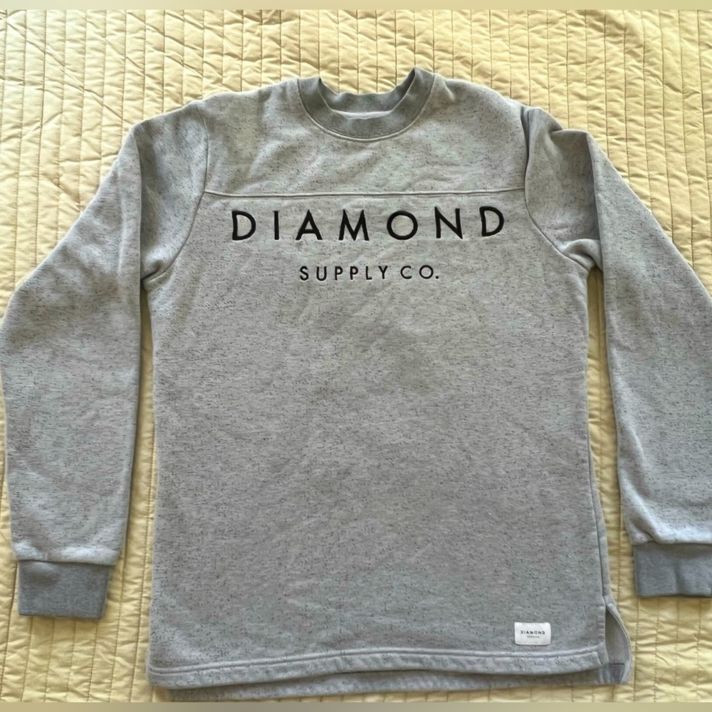 Diamond crewneck